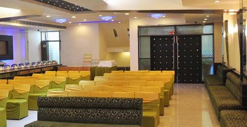 Hotel Silver Stone Ludhiana Eksteriør bilde